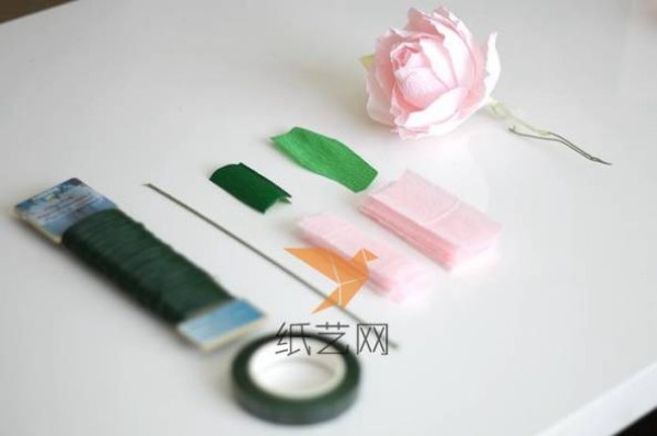 Small and fresh crepe paper paper flower New Year decoration making tutorial