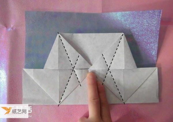 Simple illustration of a multi-layered wallet folded using origami