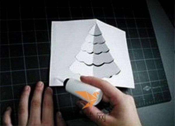 Christmas handmade paper-cut three-dimensional Christmas card making tutorial