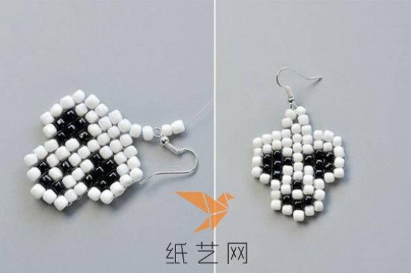 Tutorial on how to make small skull beaded earrings