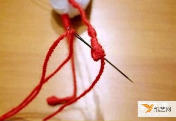 You only need to prepare wool and wire in advance to make a childrens egret doll.