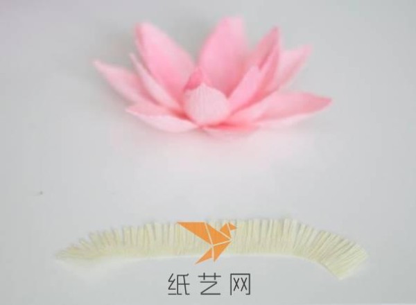 Small and fresh paper art lotus making tutorial