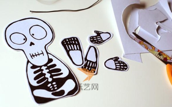 Super cute little skull Halloween decoration making tutorial