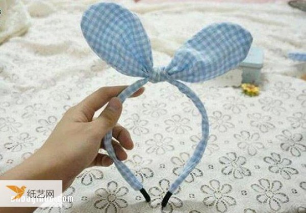 Illustrated tutorial on how to make cute rabbit ears