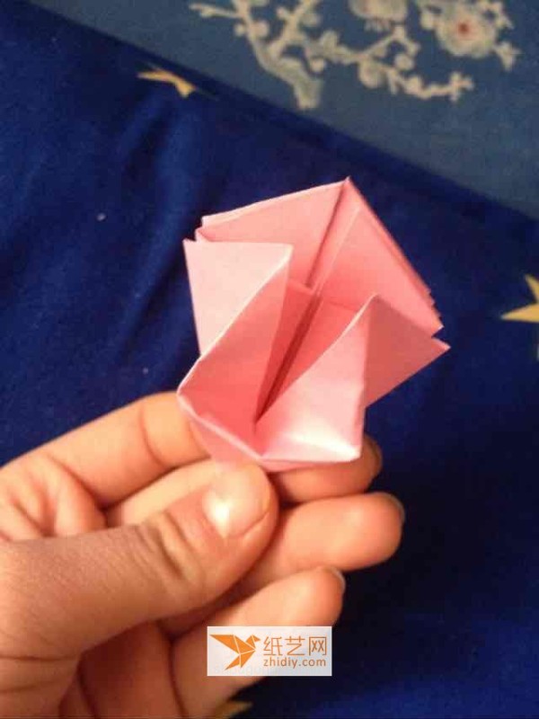 Origami Sakura Illustrated Tutorial