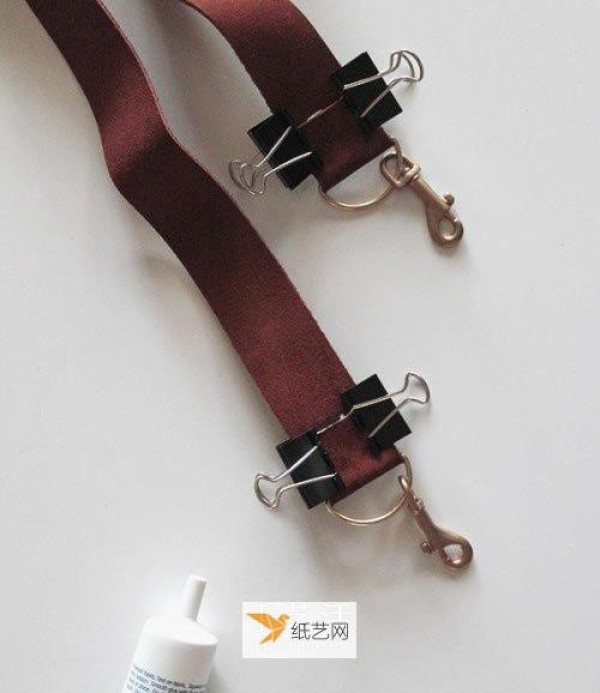 The easy way to make your own camera strap