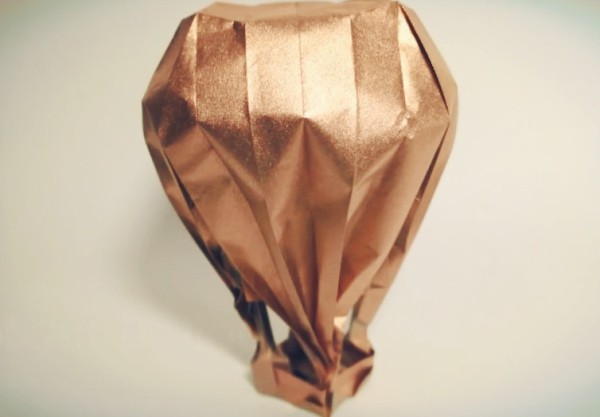 Origami Encyclopedia teaches you how to make origami hot air balloon video tutorial