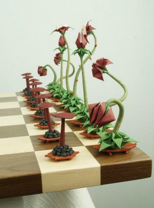 Amazing plant origami chessboard