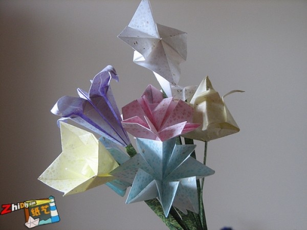 Appreciation of exquisite origami bouquets