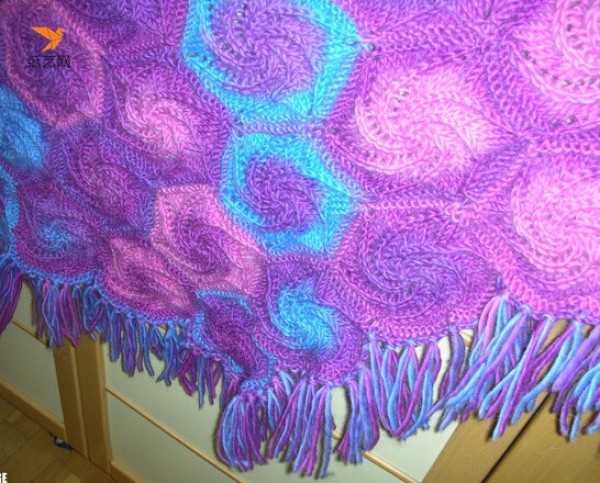 DIY colorful flower shawl weaving illustrated tutorial