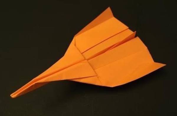 A complete collection of origami techniques for paper airplanes - Video tutorial for origami pointed origami fighter jets