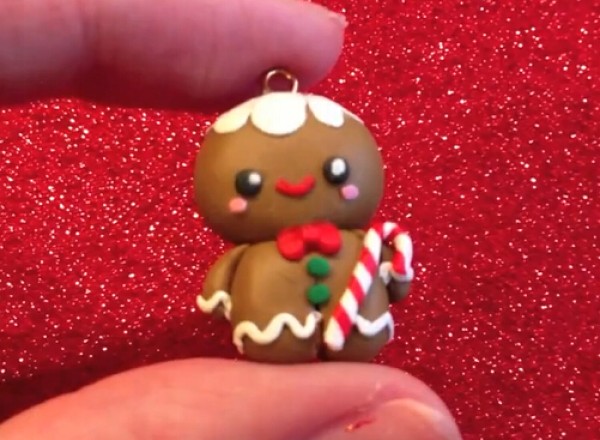 Clay handicraft tutorial teaches you how to make a Christmas clay gingerbread man.