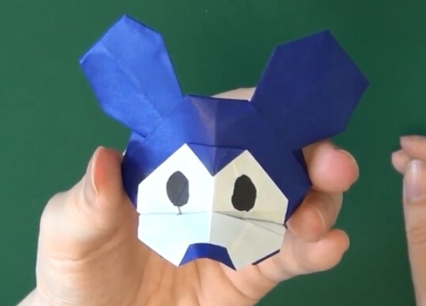 Disney Origami Encyclopedia: Mickey Mouse Origami Video Tutorial