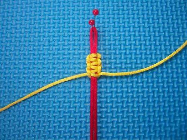 Chinese Knot Knitting Tutorial: Cross Knot and Flat Knot