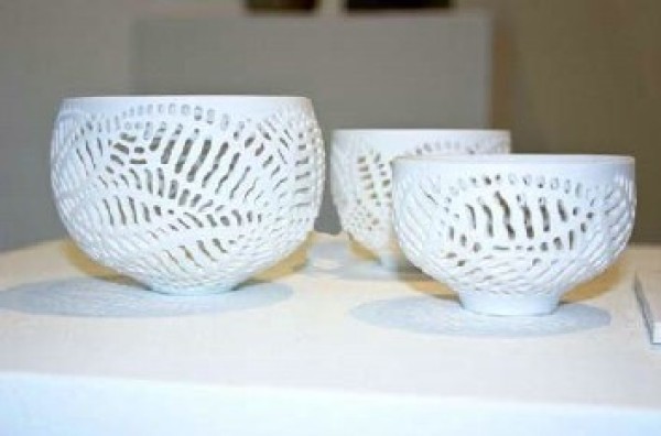 The points of paper cutting are transplanted into modern ceramic design