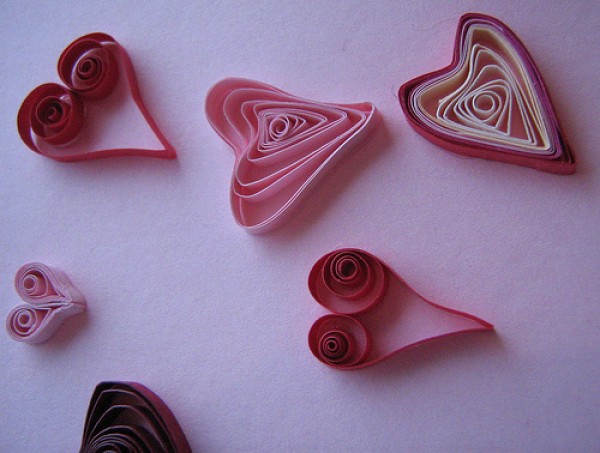 Savor the touch that paper quilling brings you