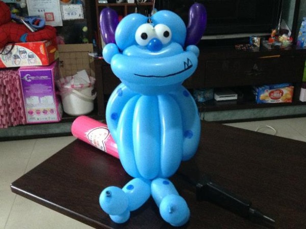 Teach you step-by-step magic balloon tutorial video Monster University Sulley Balloon Styling Tutorial