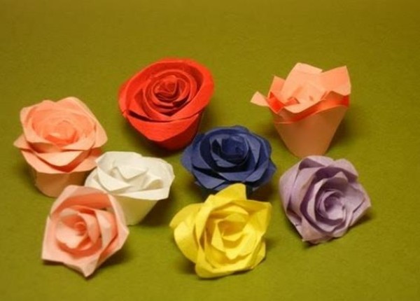 How to fold roses: cut paper roses handmade video tutorial