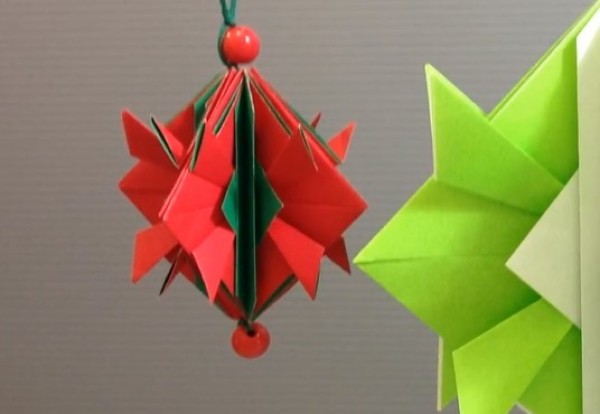 DIY origami making tutorial for Christmas tree charms