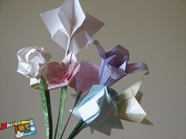 Appreciation of exquisite origami bouquets