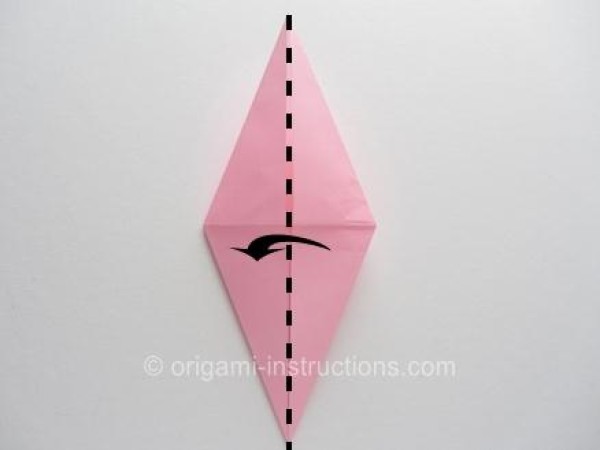 Simple rotating rose origami folding method and illustrated tutorial