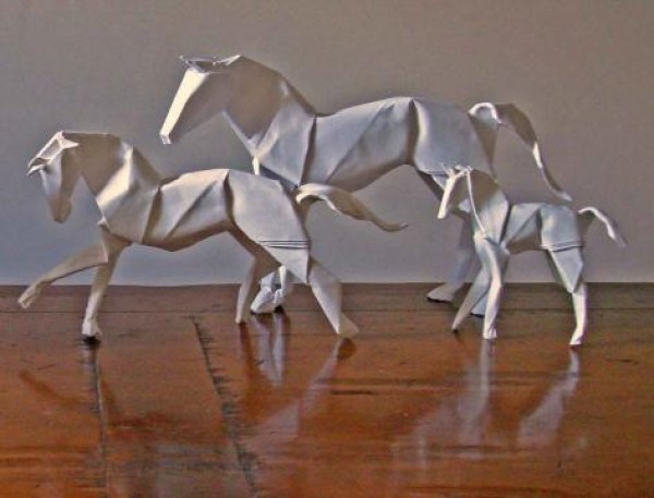 Origami galloping horse origami tutorial - David Brill