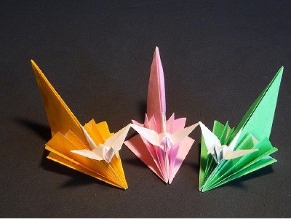 Flying paper crane origami tutorial