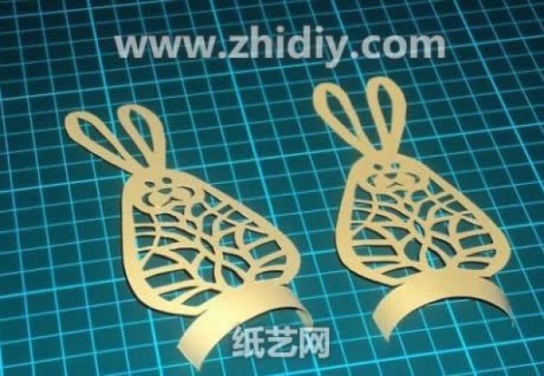 Three-dimensional paper carving hand-making tutorial