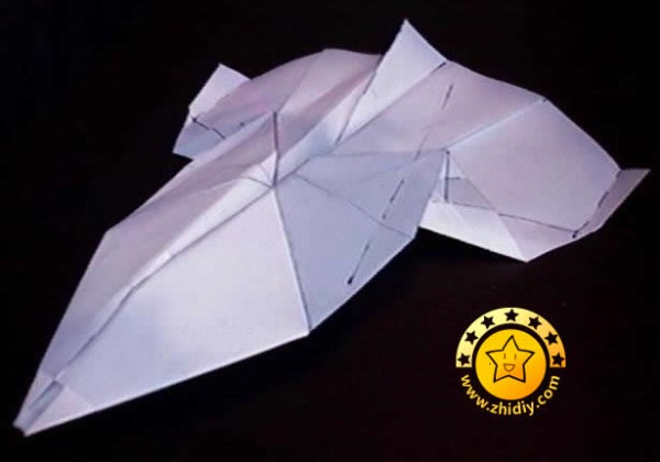 Illustrated tutorial on how to fold an origami airplane