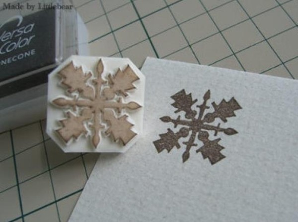 Illustrated tutorial on hand-making snowflake rubber stamps—rubber stamp beginner’s tutorial