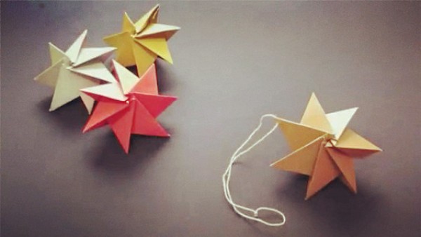 Christmas origami encyclopedia - New Year decoration star combination origami video tutorial