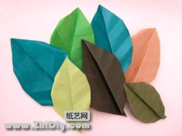 Making origami leaves (suitable for origami rose decoration)