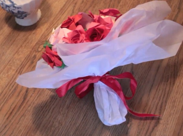 Simple origami rose tutorial