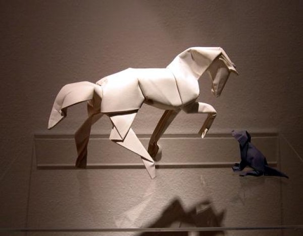 Simple origami horse drawing tutorial