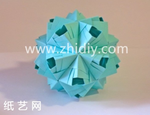 Tutorial on making exquisite paper ball flowers