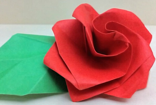 Simple rotating Kawasaki rose handmade origami rose making tutorial