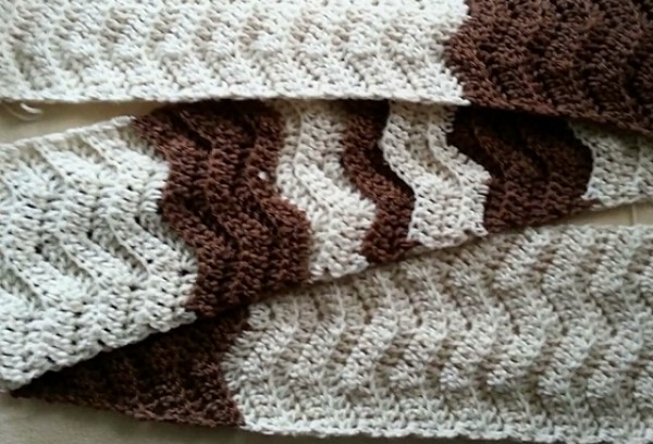 Crochet two-color wavy winter scarf handmade tutorial