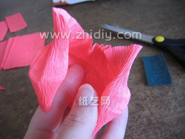 Valentines Day Handmade Gift Crepe Paper Candy Origami Rose Tutorial