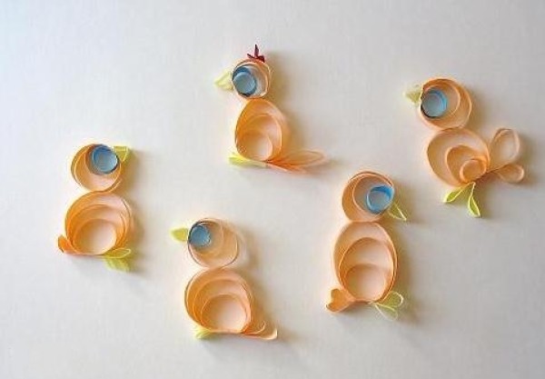 Simple DIY tutorial for quilling paper chicks