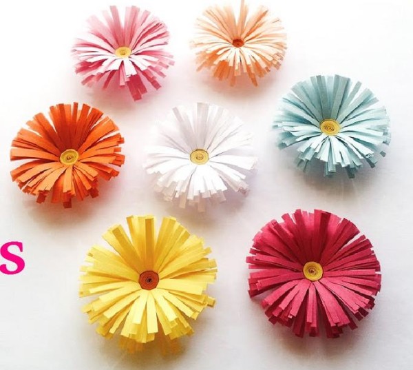 Basic tutorial on how to make handmade paper flowers with small paper quills