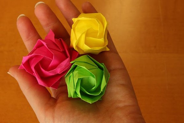 Kawasaki rose folding method - classic folding method illustration origami rose tutorial