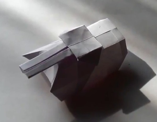 Origami Encyclopedia: Handmade origami video tutorial of exquisite simulated origami tank