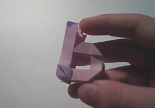 How to fold the lowercase letter b using hand origami