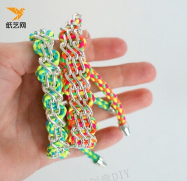 How to make a bracelet? Illustrated tutorial on how to make hand-knitted colorful bracelets