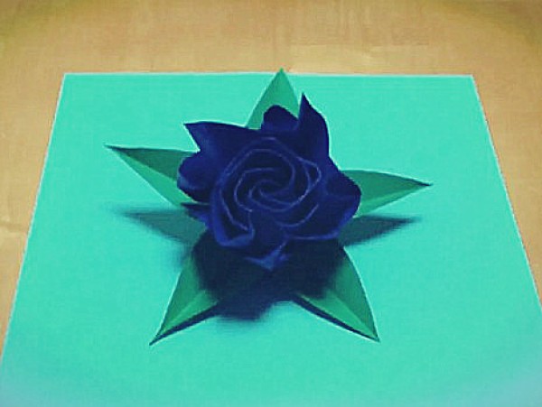 Origami rose video tutorial on how to fold beautiful curled roses