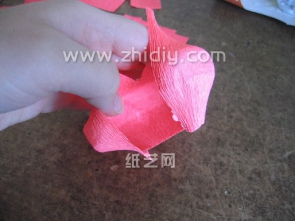 Valentines Day Handmade Gift Crepe Paper Candy Origami Rose Tutorial