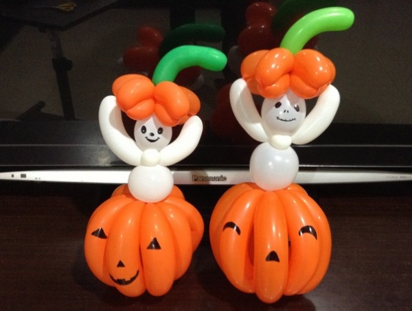 Balloon modeling video tutorial teaches you how to make a pumpkin by hand