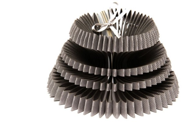 Paper art jewelry brand Saloukee