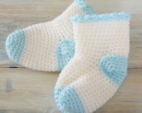 Crochet baby wool socks | Hand knitting tutorial for baby socks