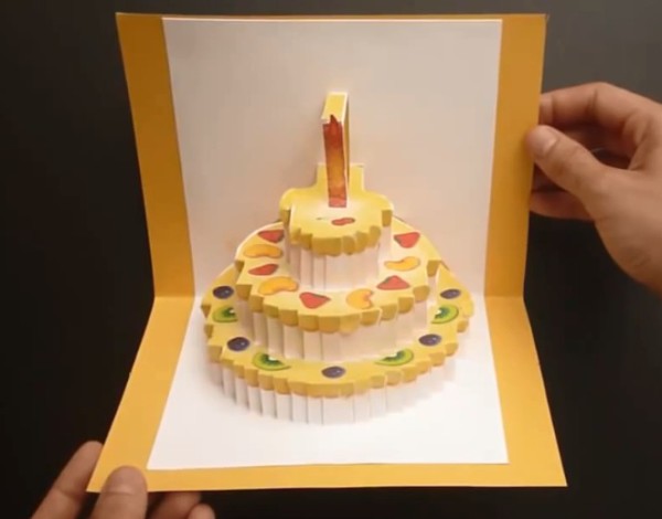 Birthday card hand-making tutorial: How to make a three-dimensional birthday cake greeting card